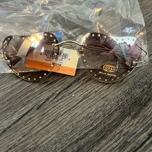 New in package Fossil Amore sunglasses